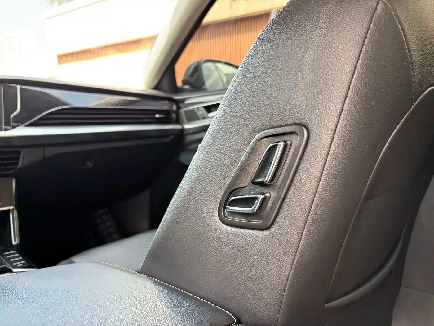 Volkswagen Passat 2022 280TSI Elite Edition — Фото автомобиля 11