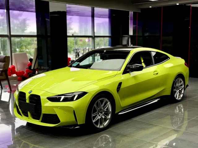 Фотография автомобиля — BMW M4