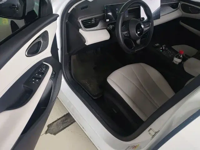 BYD Seal 05 DM-i — Фото автомобиля 15