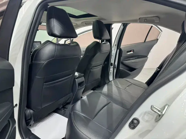 Toyota Corolla — Фото автомобиля 11