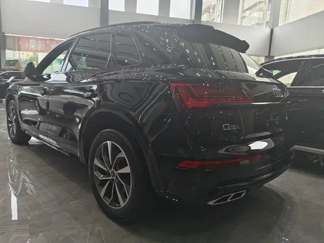 Audi Q5L — Фото автомобиля 8