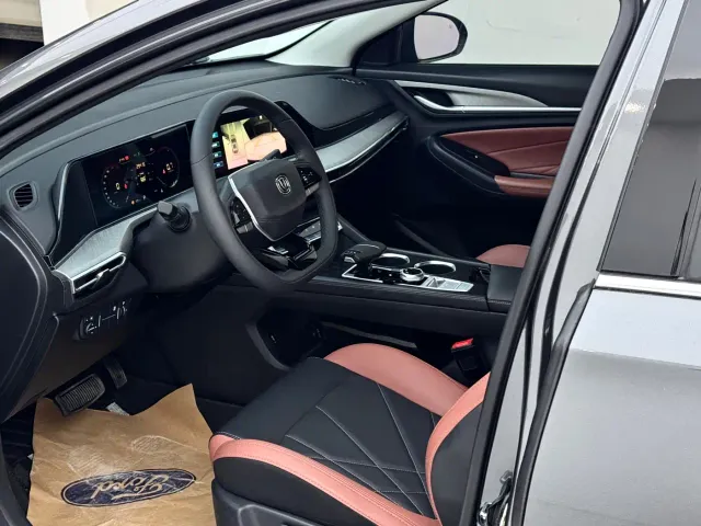 Changan Eado — Фото автомобиля 5