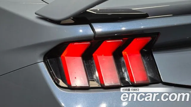 Ford Mustang 7th Gen — Фото автомобиля 8