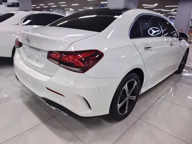 Mercedes-Benz A-Class — Фото автомобиля 12