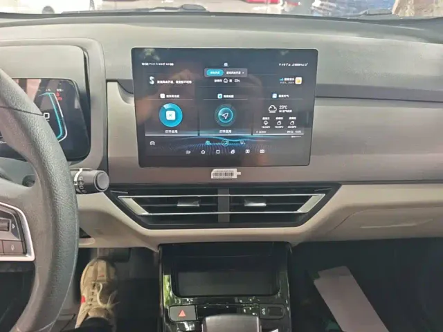 BYD Yuan Pro — Фото автомобиля 12