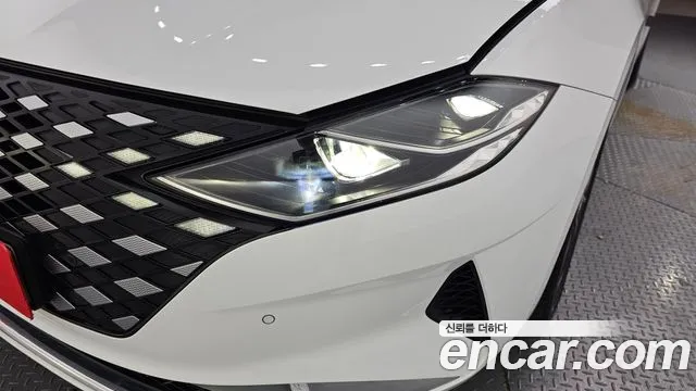 Hyundai Grandeur Новый Grandeur IG — Фото автомобиля 20