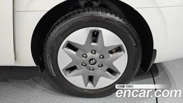 Hyundai Staria — Фото автомобиля 6
