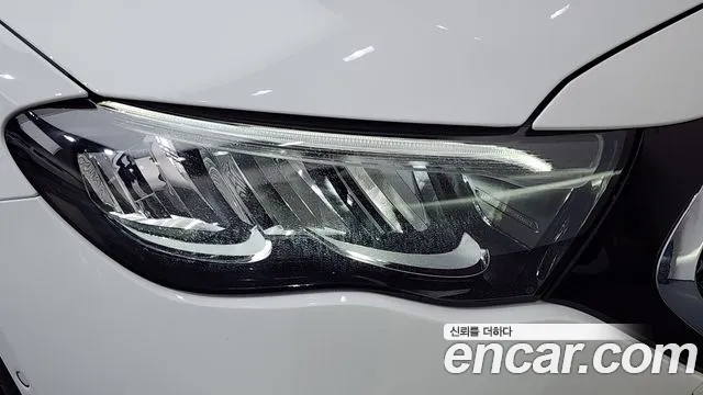 Mercedes-Benz E-Class — Фото автомобиля 20