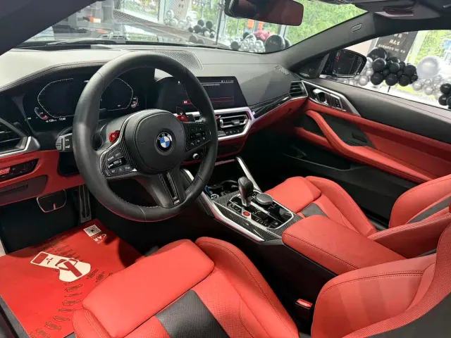 BMW M4 — Фото автомобиля 6