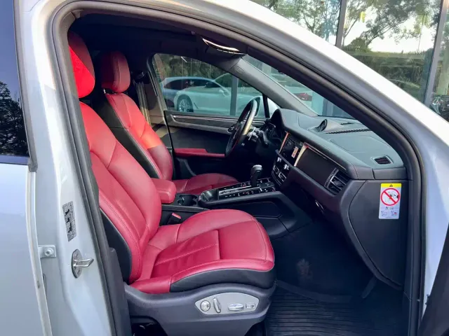 Porsche Macan — Фото автомобиля 9