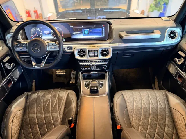 Mercedes-Benz G-Class — Фото автомобиля 10