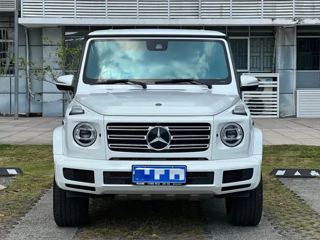 Mercedes-Benz G-Class — Фото автомобиля 2