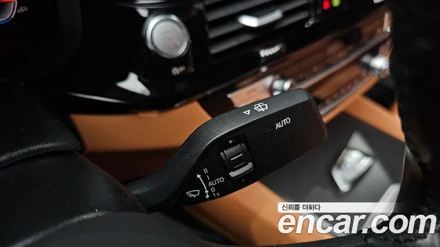 BMW 5 Series G30 — Фото автомобиля 30