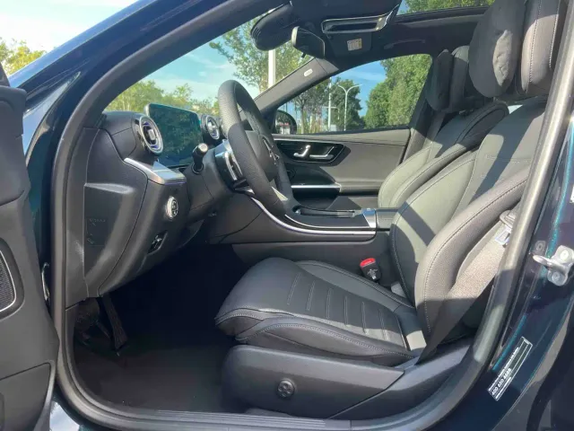 Mercedes-Benz C-Class — Фото автомобиля 5