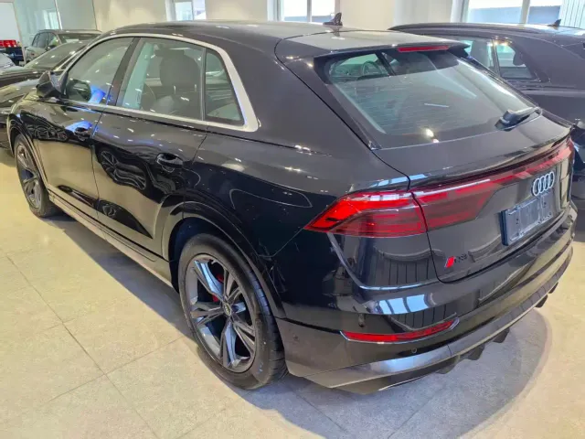 Audi Audi Q8 2024 55 TFSI Luxury Sport — Фото автомобиля 6