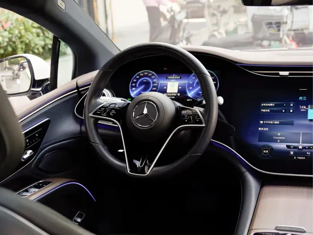 Mercedes-Benz EQS — Фото автомобиля 16