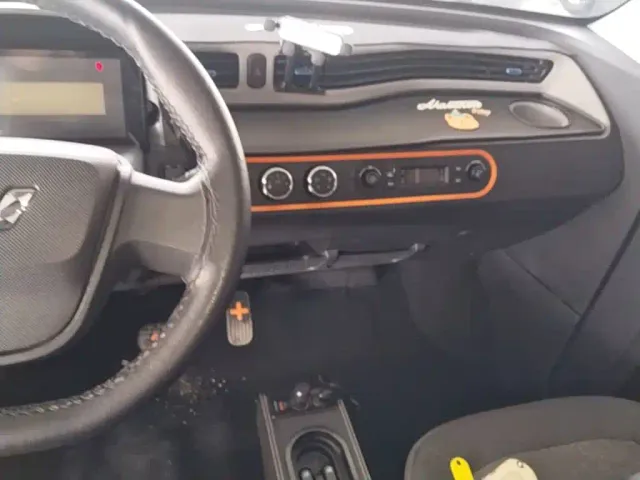 Wuling Hongguang Mini EV — Фото автомобиля 12
