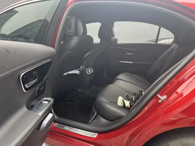 Mercedes-Benz C-Class — Фото автомобиля 4