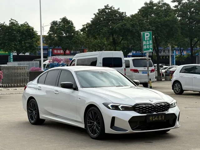 BMW 3 Series — Фото автомобиля 3