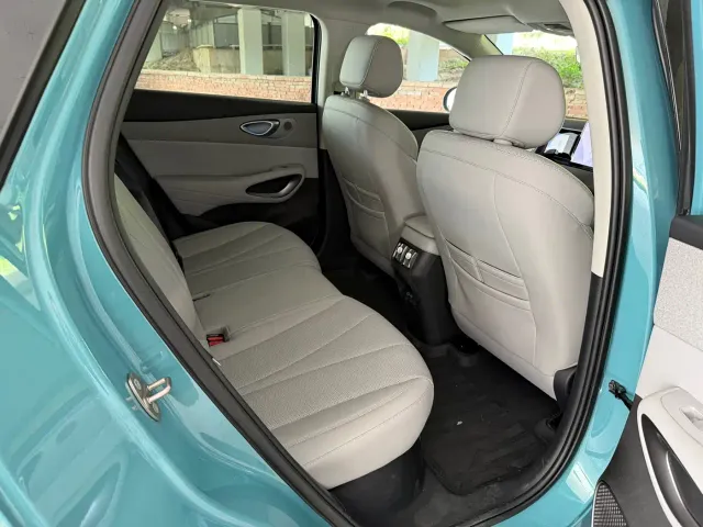 BYD Sealion 05 EV — Фото автомобиля 5