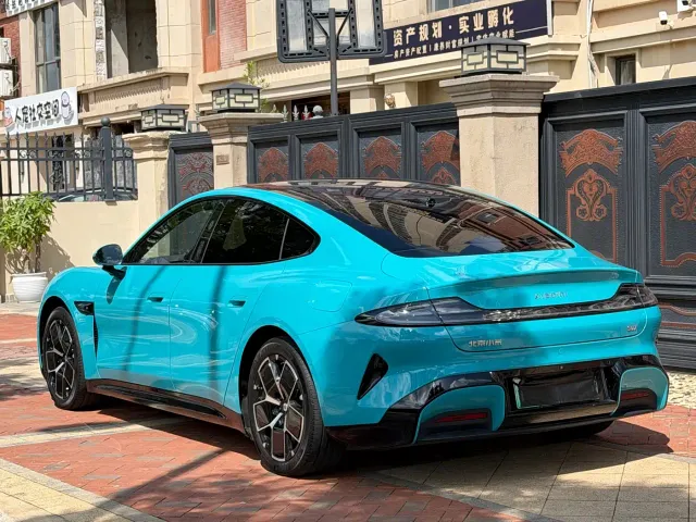 Xiaomi Auto Xiaomi SU7 2024 RWD Long Range Intelligent Driving Edition — Фото автомобиля 9