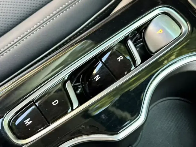 Buick Envision Plus — Фото автомобиля 4