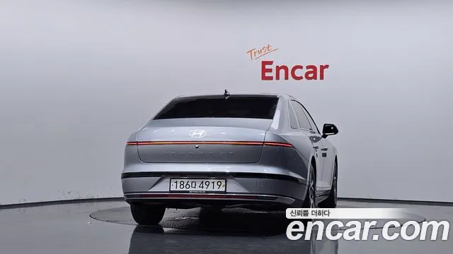 Hyundai Grandeur GN7 — Фото автомобиля 4