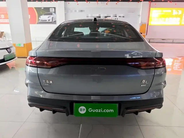 BYD Qin L — Фото автомобиля 5