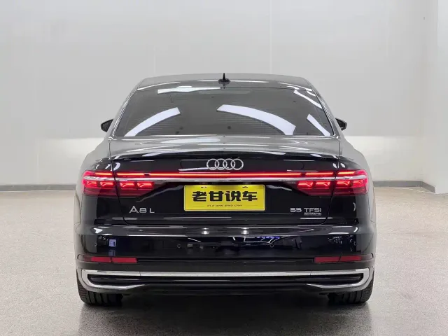 Audi A8 — Фото автомобиля 7