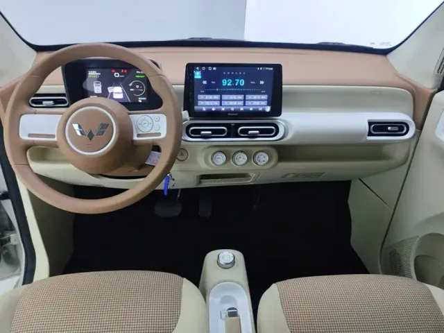 Wuling Hongguang Mini EV — Фото автомобиля 12
