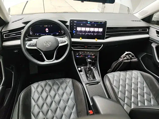 Volkswagen Sagitar — Фото автомобиля 9