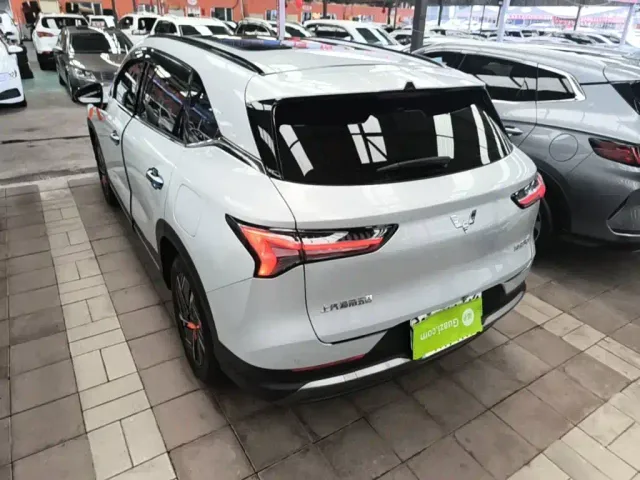 Wuling Starlight S — Фото автомобиля 4
