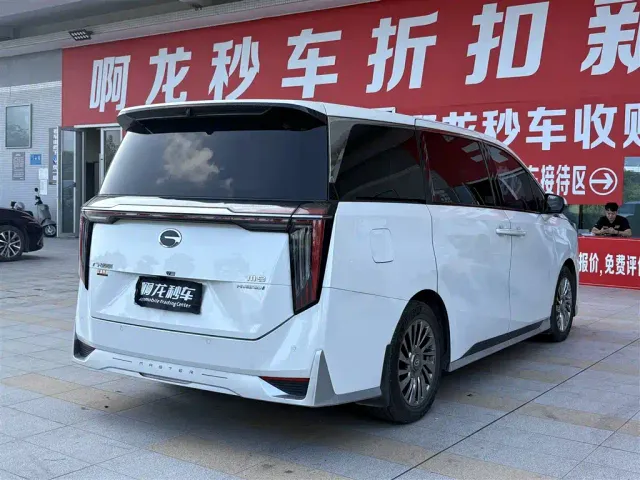GAC Trumpchi M8 — Фото автомобиля 9