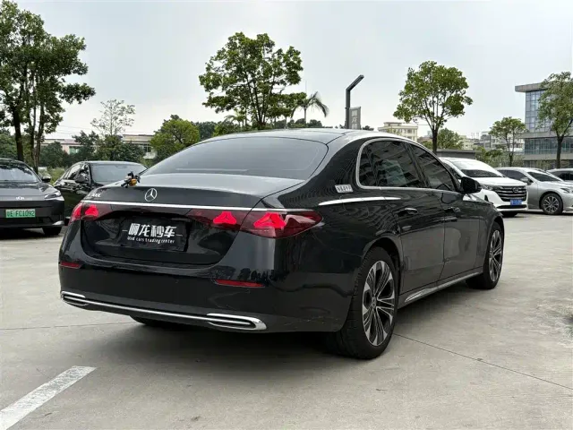 Mercedes-Benz Mercedes-Benz E-Class 2026 E 300 L Luxury — Фото автомобиля 9
