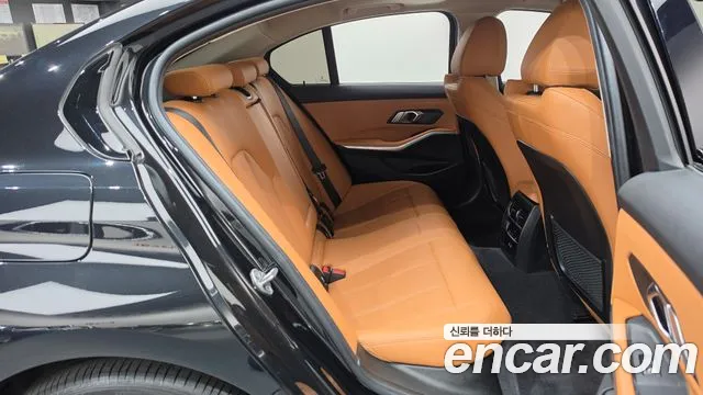 BMW 3 Series G20 — Фото автомобиля 12