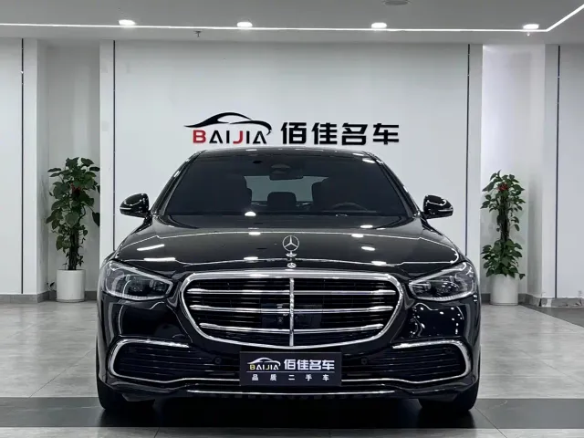 Mercedes-Benz S-Class — Фото автомобиля 2