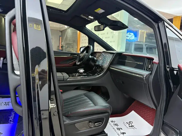 GAC Trumpchi M8 — Фото автомобиля 14