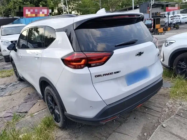 Chevrolet Orlando — Фото автомобиля 4
