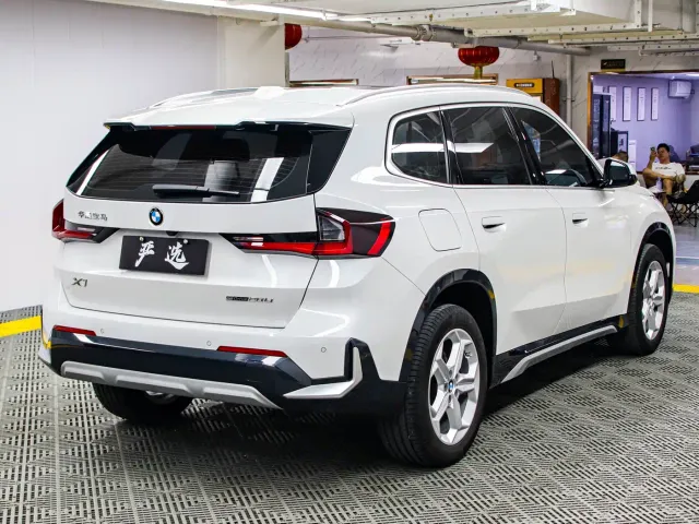 BMW X1 — Фото автомобиля 20