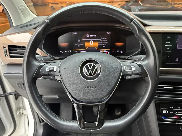 Volkswagen Tharu — Фото автомобиля 17