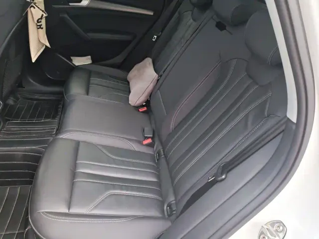 Audi Q5L — Фото автомобиля 13