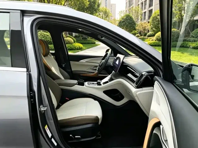 BYD Song Pro — Фото автомобиля 8