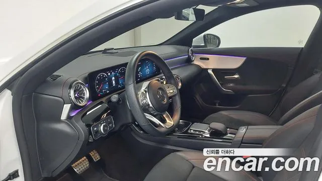 Mercedes-Benz CLA-Class — Фото автомобиля 13