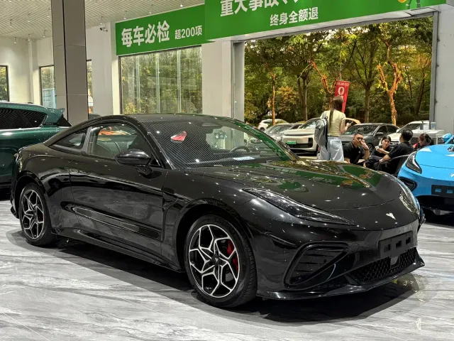 Hozon Neta GT — Фото автомобиля 3