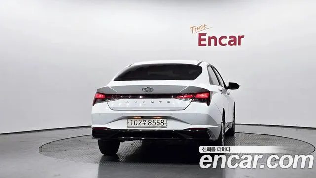 Hyundai AVANTE Avante (CN7) — Фото автомобиля 4