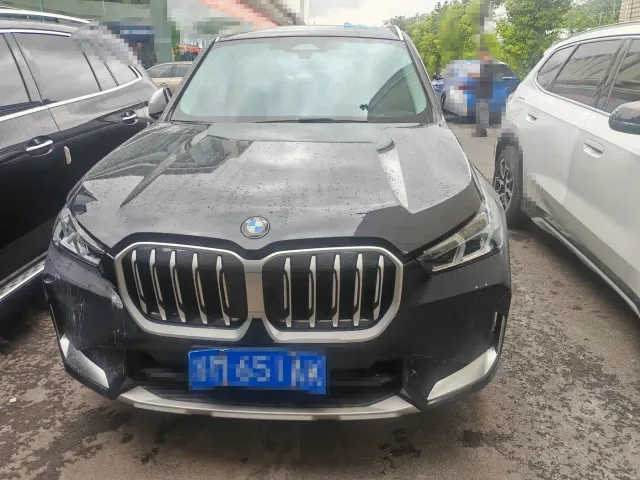 BMW X1 — Фото автомобиля 2