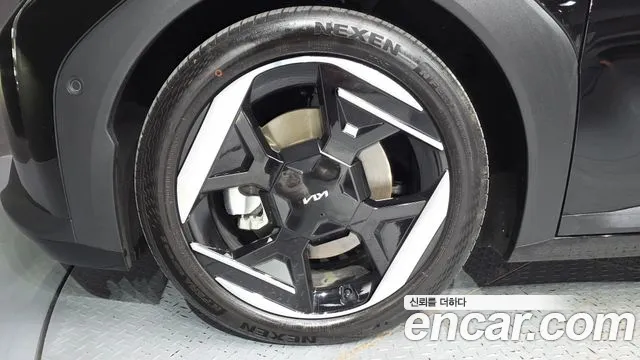 Kia EV4 — Фото автомобиля 5