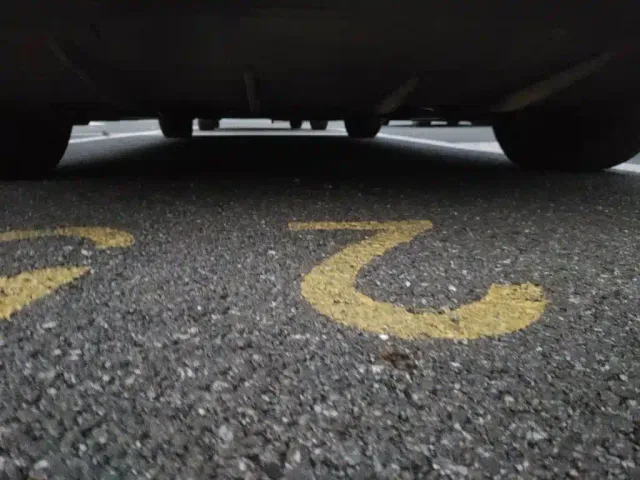 Tesla Model 3 — Фото автомобиля 23