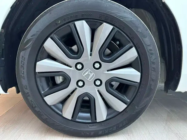 Honda Fit — Фото автомобиля 6