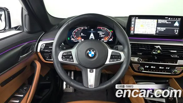 BMW 5-Series — Фото автомобиля 13